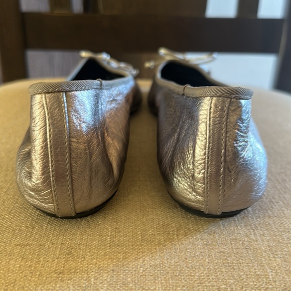 Lauren Ralph Lauren Amarissa Leather Metallic Ballet Flats Silver Size 8.5 - Picture 9 of 11